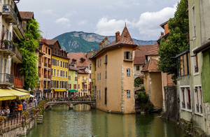Chirurgien plasticien Annecy